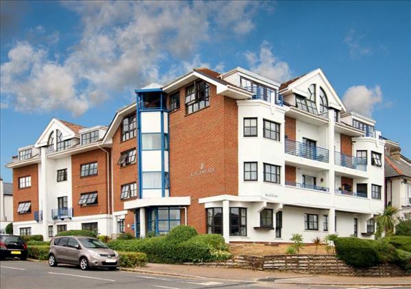 Kings Meade, Kings Road, Chalkwell Hall Estate