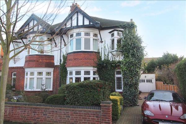 Marine Estate, Leigh on Sea