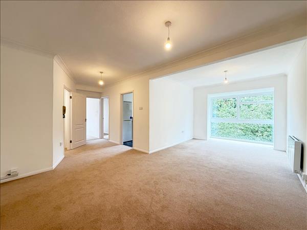 Westwood Lodge, Rayleigh Road, Hadleigh