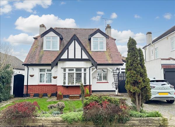 *MARINE ESTATE * Western Road, Leigh on Sea